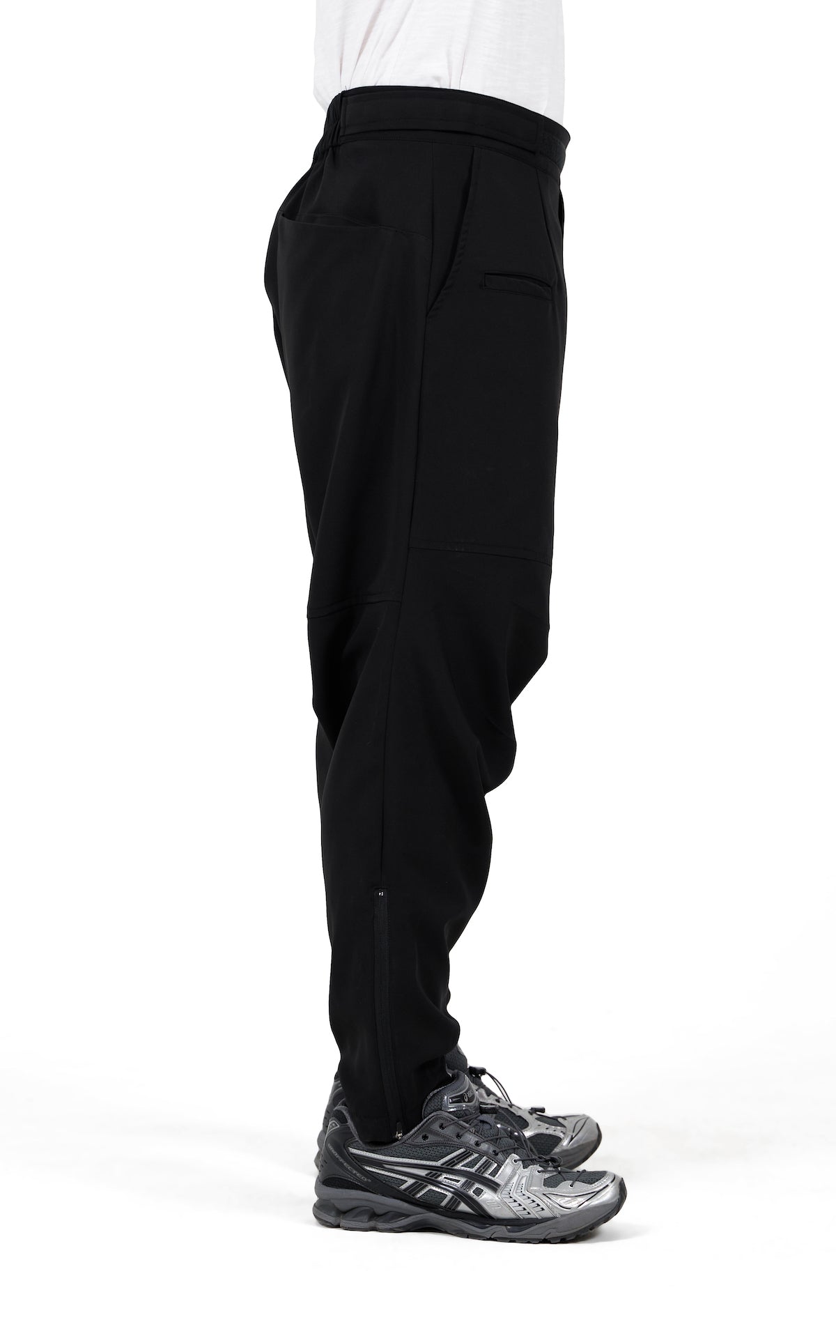 1. "PATELLA" 4 Way-Stretch Pants